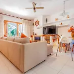 Casa Josi 펜션
